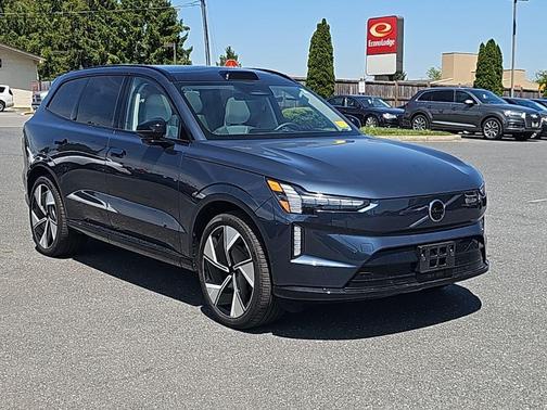 Denim Blue 2025 Volvo EX90 Twin Motor Performance Ultra