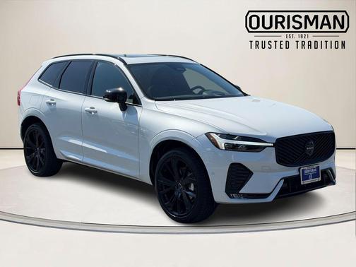 Crystal White 2026 Volvo XC60 B5 Ultra Black Edition