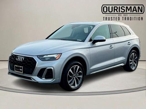 2022 Audi Q5 45 S line Premium Plus