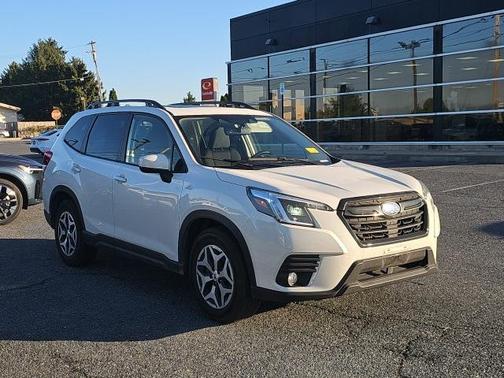 2023 Subaru Forester Premium