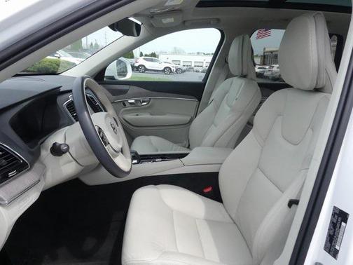 2024 Volvo XC90 Recharge Plug-In Hybrid T8 Plus 6 Passenger