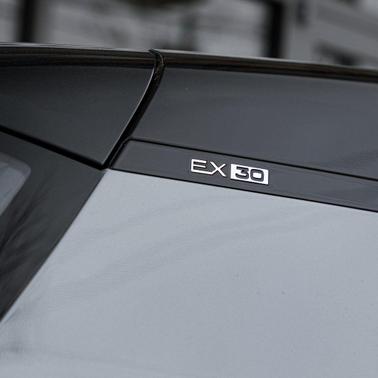 2025 Volvo EX30 Twin Motor Performance Plus