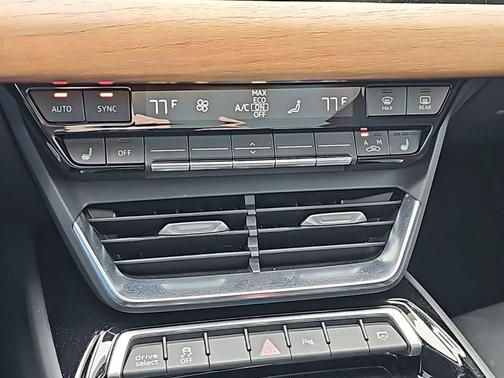 2023 Audi e-tron GT Premium Plus