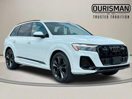 2025 Audi Q7 55 Premium Plus