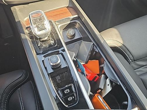 Denim Blue Metallic 2023 Volvo XC60 B5 Ultimate Dark Theme