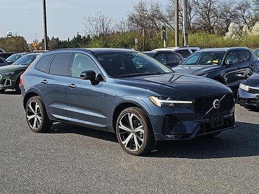 Denim Blue Metallic 2023 Volvo XC60 B5 Ultimate Dark Theme