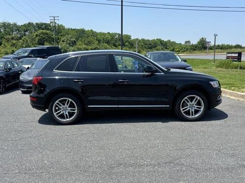 2017 Audi Q5 2.0T Premium