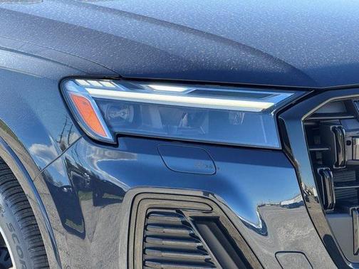 2026 Audi Q7 45 Premium Plus