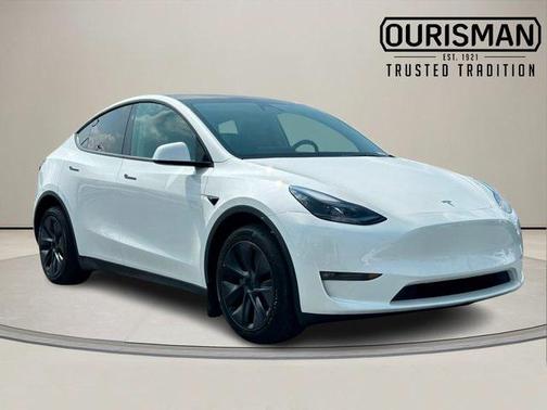 2025 Tesla Model Y Long Range