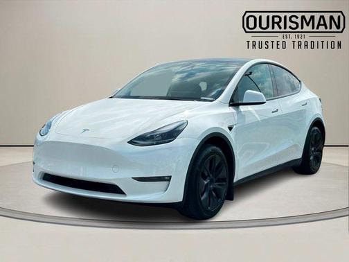 2025 Tesla Model Y Long Range