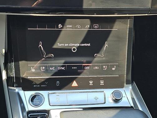 2024 Audi Q8 e-tron Premium Plus