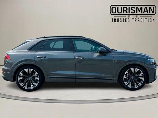2025 Audi Q8 55 Premium Plus