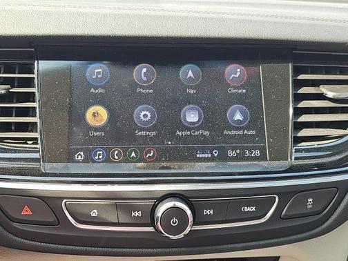 2019 Buick Regal TourX Essence