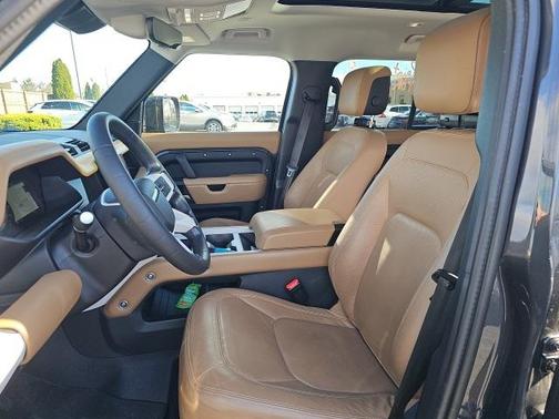 2025 Land Rover Defender S