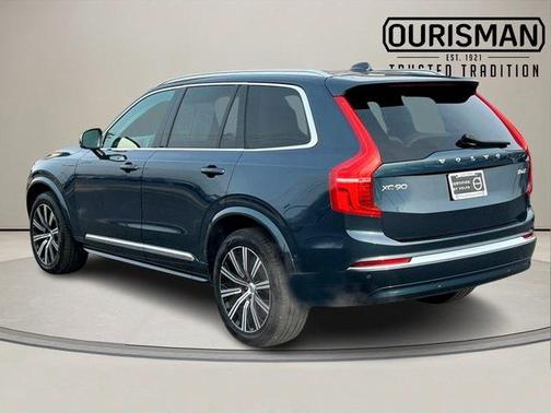 2024 Volvo XC90 B6 Plus Bright Theme