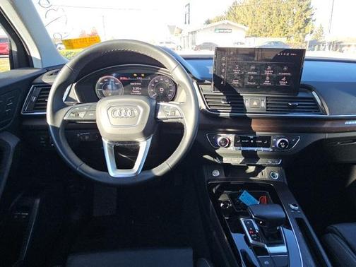 2024 Audi Q5 55 S line Premium