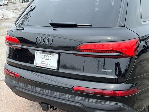 2026 Audi Q7 55 Premium Plus