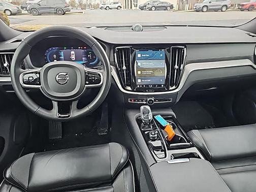 2024 Volvo V60 Recharge Plug-In Hybrid Polestar