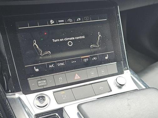 2021 Audi e-tron Premium