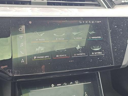 2021 Audi e-tron Premium