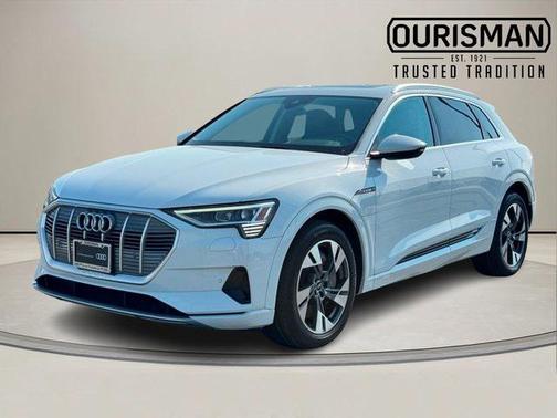 2022 Audi e-tron Premium