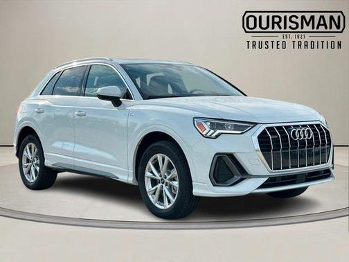 2025 Audi Q3 Premium 45 TFSI S line quattro Tiptronic