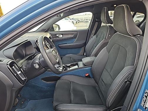 2023 Volvo C40 Recharge Pure Electric Ultimate