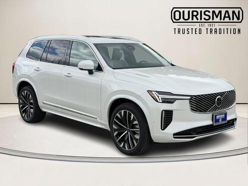 Crystal White Pearl 2026 Volvo XC90 B6 Ultra