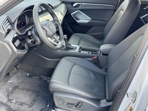 2025 Audi Q3 Premium Plus