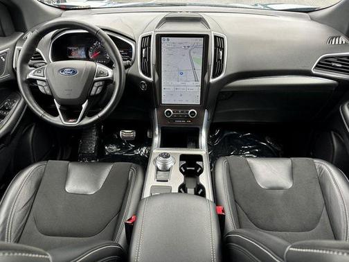 2021 Ford Edge ST