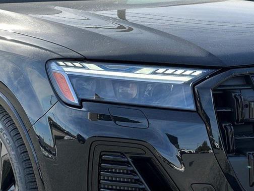 2025 Audi Q7 55 Prestige