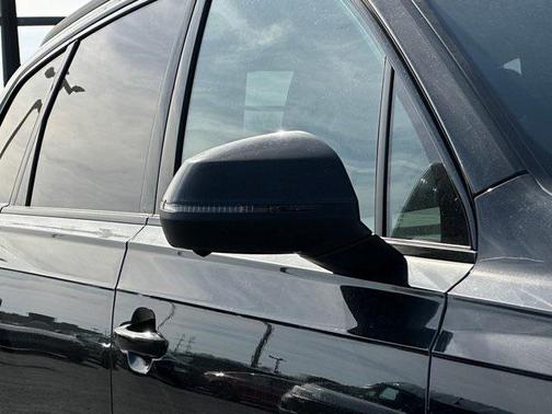 2025 Audi Q7 55 Prestige