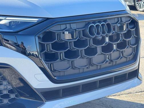 2026 Audi Q8 55 Premium Plus