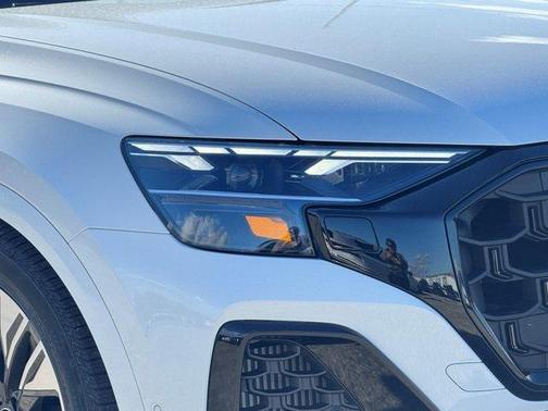 2026 Audi Q8 55 Premium Plus