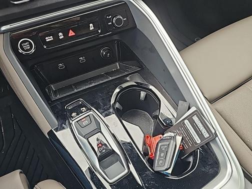 Green Metallic 2025 Audi Q5 2.0T Premium Plus