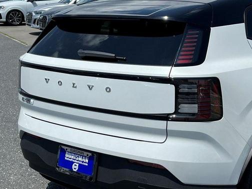 2025 Volvo EX30 Twin Motor Plus