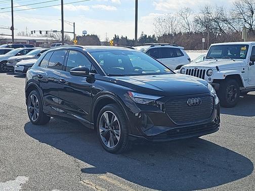2023 Audi Q4 e-tron Premium Plus