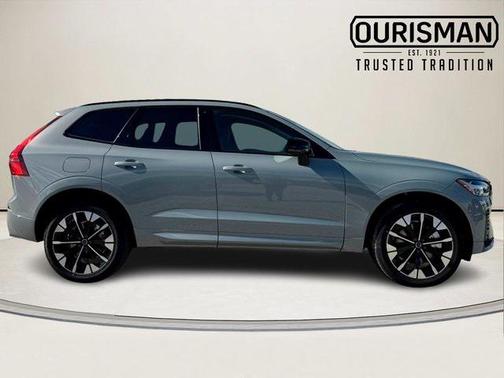 2026 Volvo XC60 Plug-In Hybrid T8 Plus