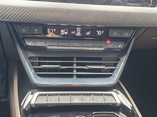 2023 Audi RS e-tron GT Base