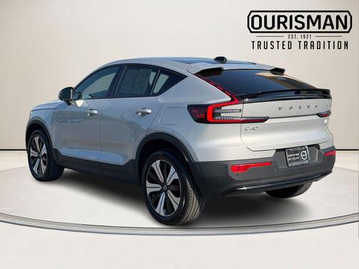 Silver Dawn Metallic 2023 Volvo C40 Recharge Pure Electric Twin Plus
