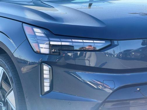 2025 Volvo EX90 Twin Motor Ultra