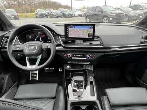 2025 Audi SQ5 3.0T Premium Plus