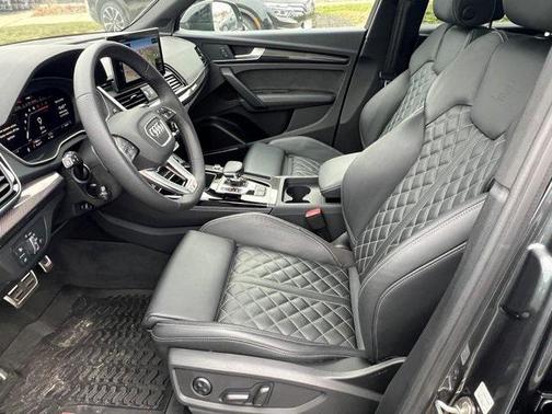 2025 Audi SQ5 3.0T Premium Plus