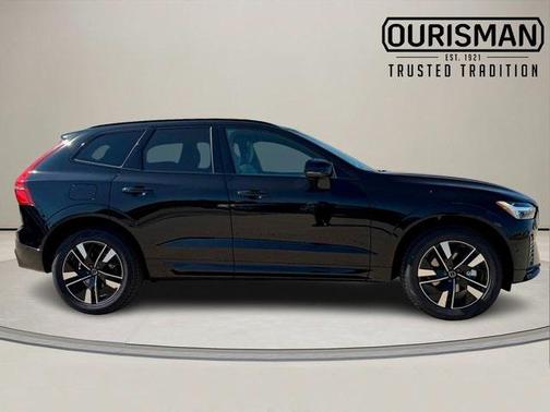 2026 Volvo XC60 B5 Plus