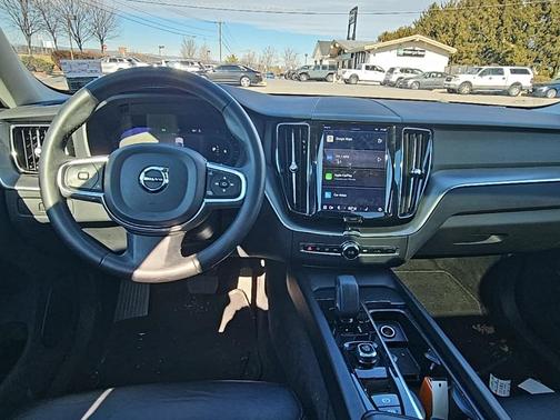 2023 Volvo XC60 B5 Core