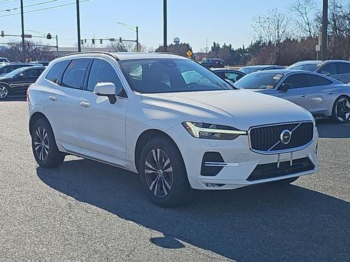 2023 Volvo XC60 B5 Core