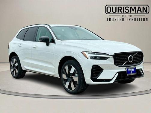 2025 Volvo XC60 Plug-In Hybrid T8 Plus