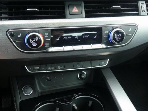 2023 Audi A4 45 S line Premium Plus