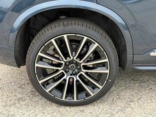 Denim Blue Metallic 2026 Volvo XC90 B6 Plus 7-Seater