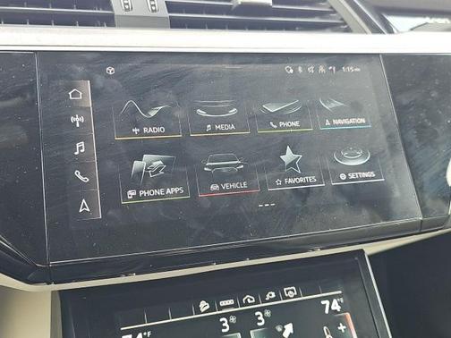 2024 Audi Q8 e-tron Premium Plus